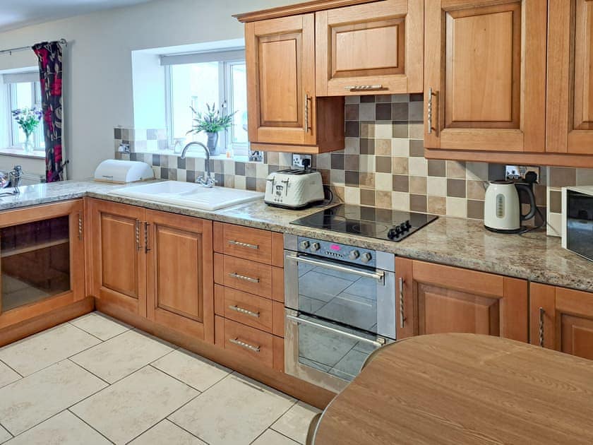 Kitchen | Rose Cottage, Trecynon, near Aberdare