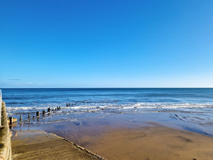 Sandsend | Stoney Cottage, Loftus, near Saltburn by the Sea