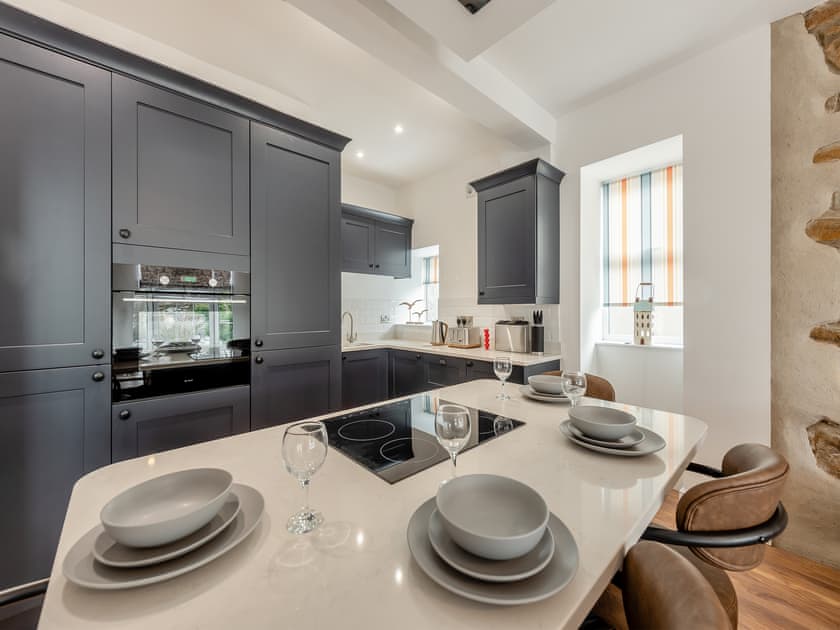 Open plan living space | Sandy View - Harbour Heights, Saundersfoot