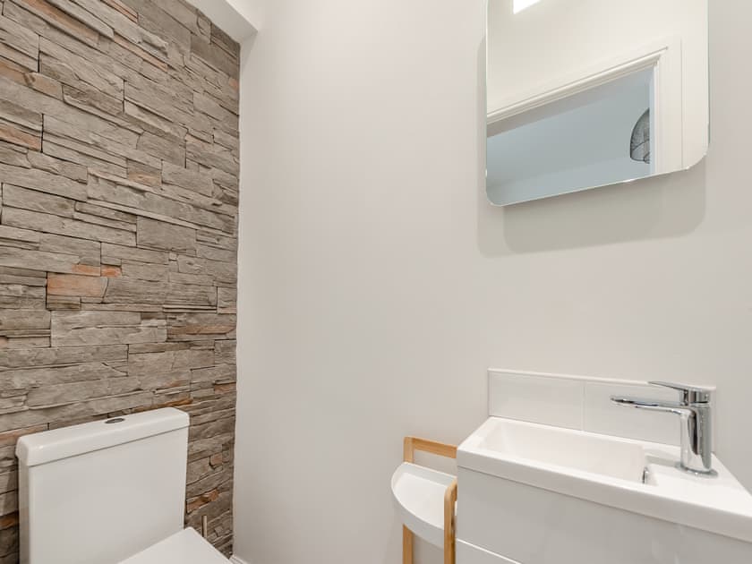 En-suite | Sandy View - Harbour Heights, Saundersfoot