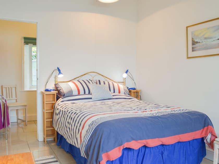Double bedroom | Cliff Cottage - Sunray and Cliff, Dale, near Haverfordwest
