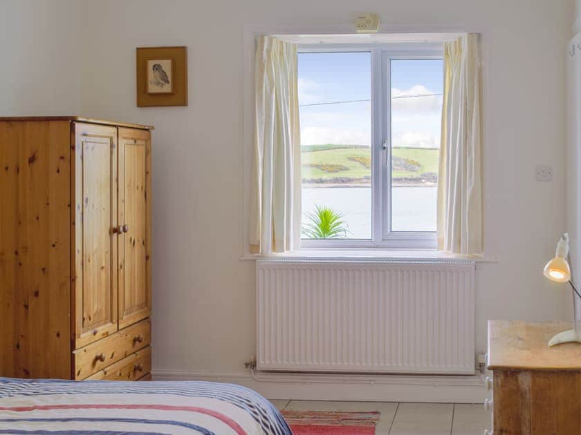 Double bedroom | Cliff Cottage - Sunray and Cliff, Dale, near Haverfordwest