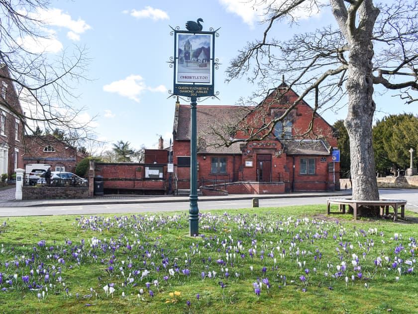 Setting | Elm House Studio, Christleton, near Chester