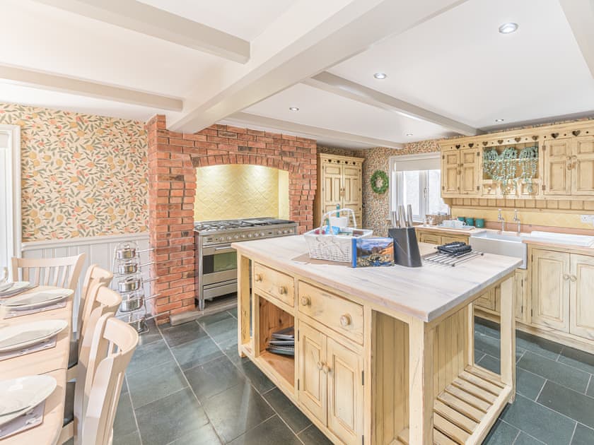 Kitchen area | Sandbeds Farmhouse - Sandbeds Holiday Cottages, Grayrigg, near Kendal