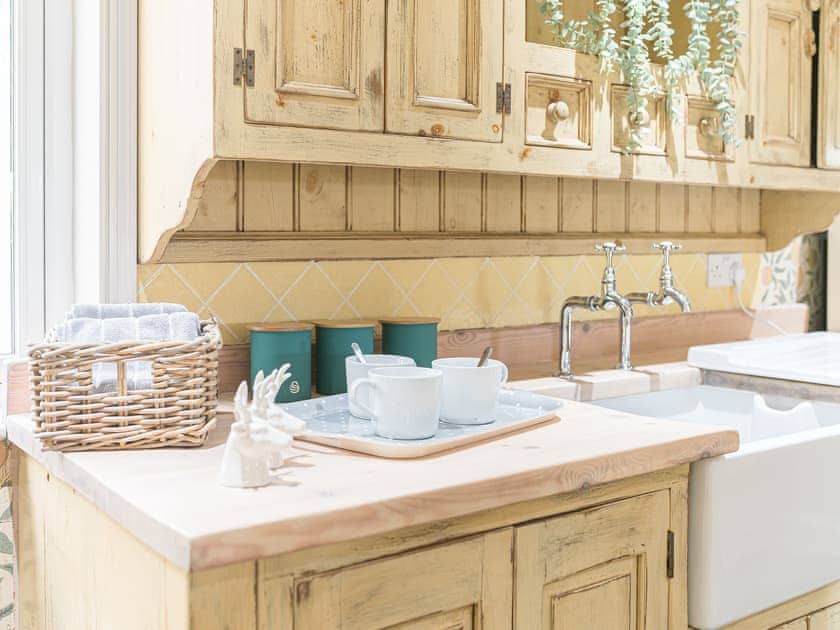 Kitchen area | Sandbeds Farmhouse - Sandbeds Holiday Cottages, Grayrigg, near Kendal
