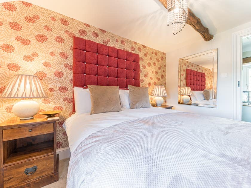 Double bedroom | Sandbeds Farmhouse - Sandbeds Holiday Cottages, Grayrigg, near Kendal
