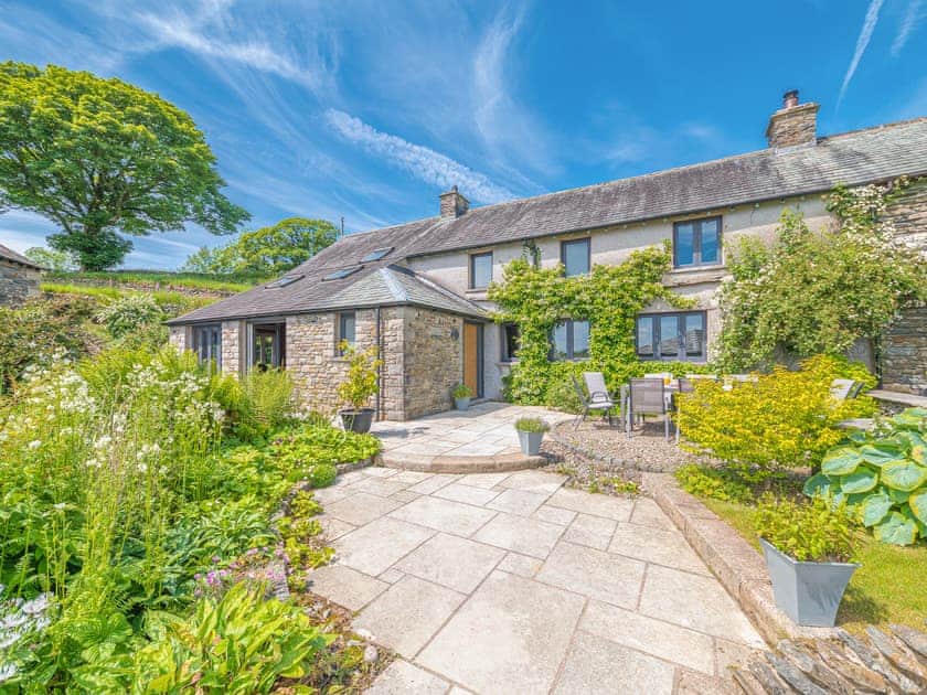 Exterior | Sandbeds Farmhouse - Sandbeds Holiday Cottages, Grayrigg, near Kendal