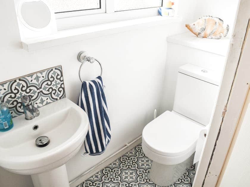 Bathroom | Seacliff, Shanklin