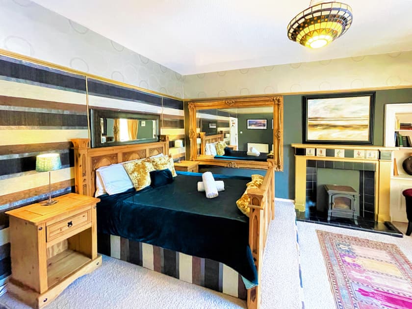 Double bedroom | The Mansion House at Kirkhill, Gorebridge, near Edinburgh