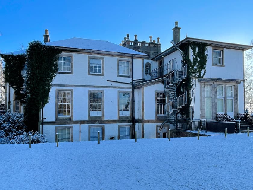 Exterior | The Mansion House at Kirkhill, Gorebridge, near Edinburgh