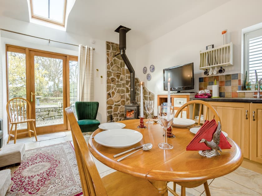 Dining Area | Apple Tree Cottage - Emmock Farm Cottages, Tealing, near Dundee