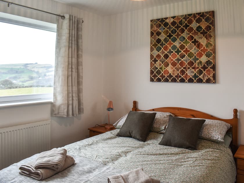 Double bedroom | Llwyn, Corwen
