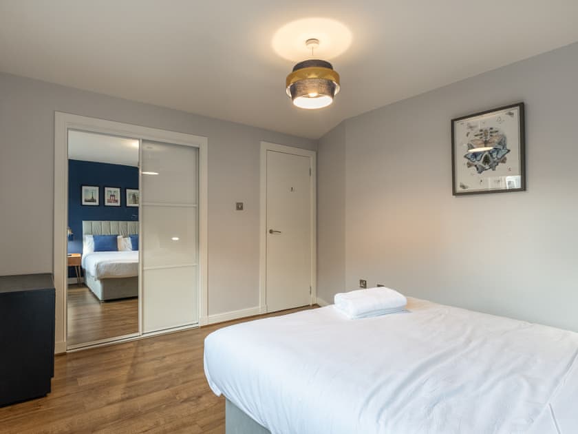 Double bedroom | Teviotdale House, Glasgow