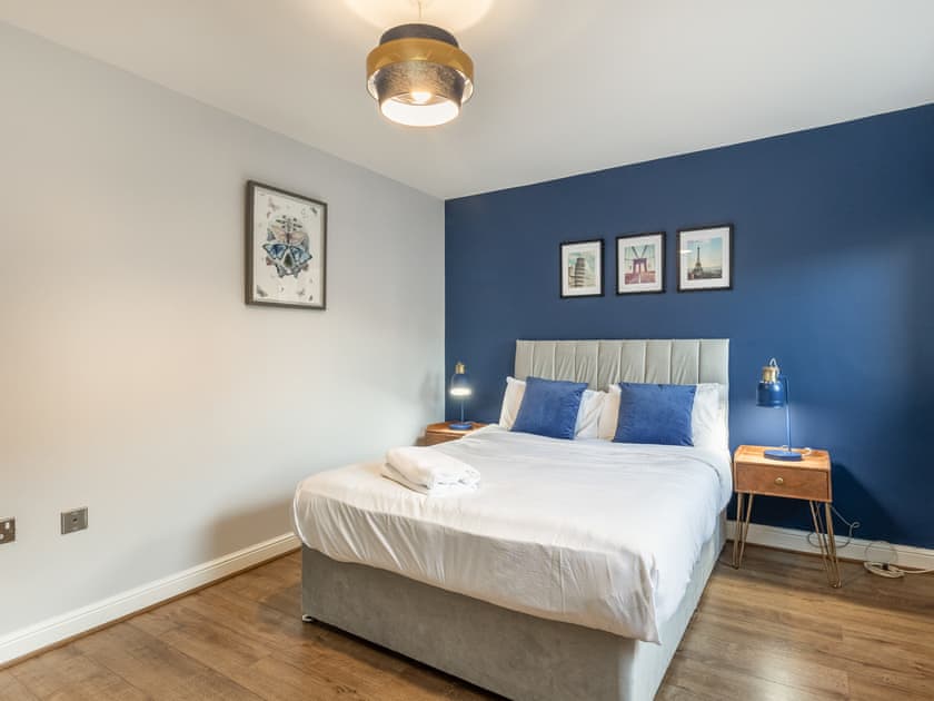 Double bedroom | Teviotdale House, Glasgow