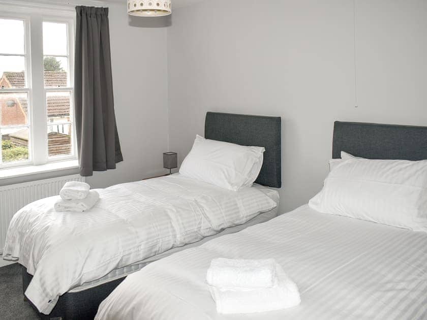 Twin bedroom | Bonno’s Cottage, Whitby