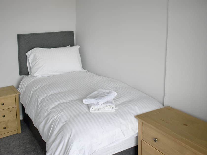 Single bedroom | Bonno’s Cottage, Whitby