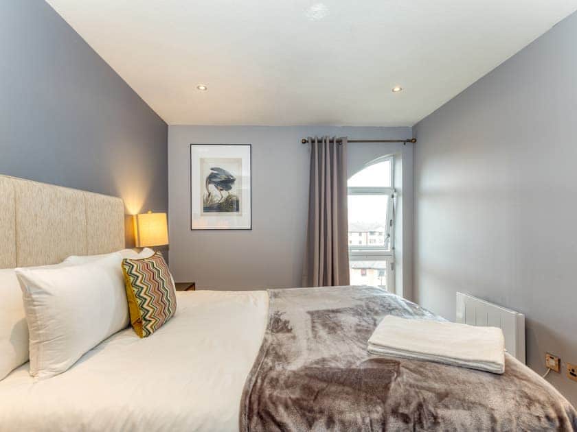 Double bedroom | Bell Apartment, Glasgow