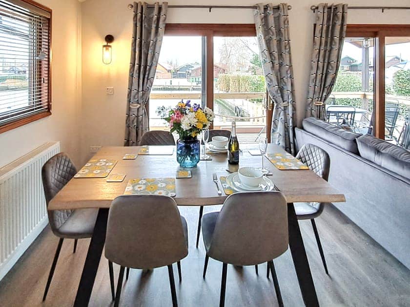 Dining Area | River Breeze - Norfolk Holiday Lodges, Brundall