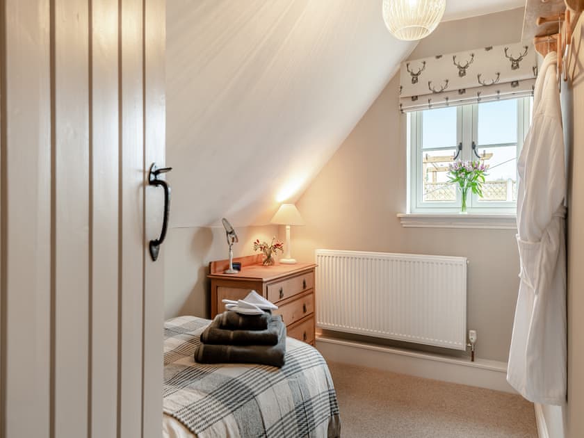 Single bedroom | Hill Farm, Wenhaston, near Halesworth