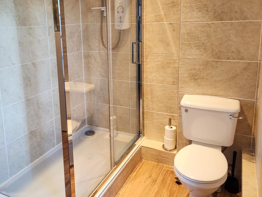 Shower room | Quay Cottage, Cramond, Edinburgh