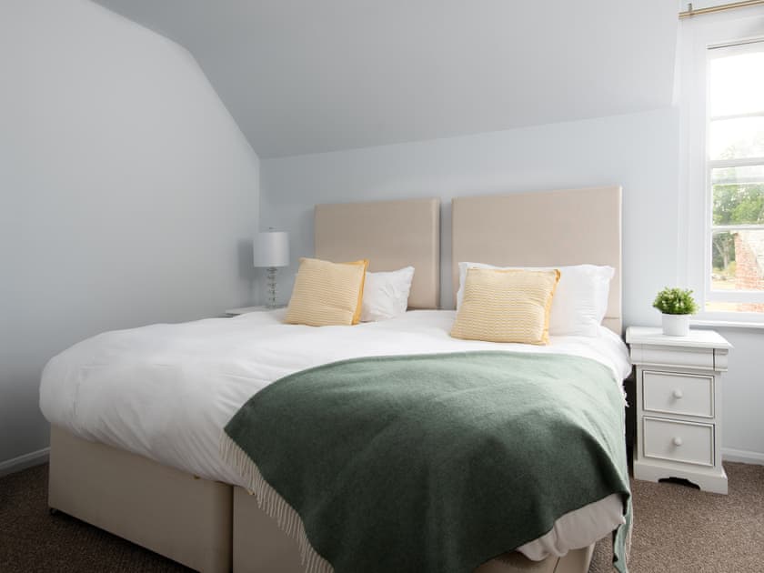 Twin bedroom | Mullins House - Brinkburn Cottages, Longframlington, near Rothbury