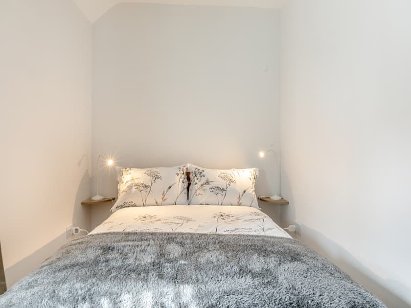 Double bedroom | Half Pint Cottage, Uplyme, near Lyme Regis