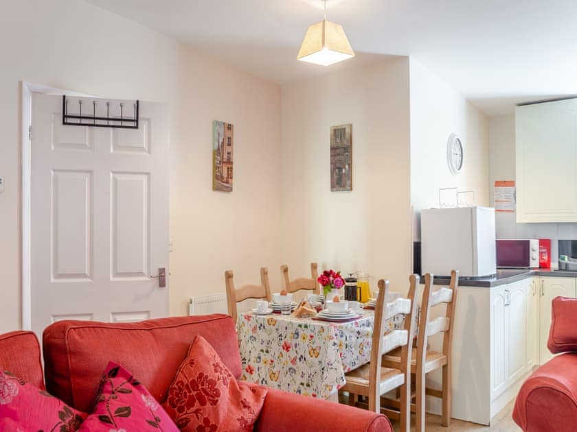 Open plan living space | Daffodil - Clapham Holme Farm Cottages, Great Hatfield, near Hornsea