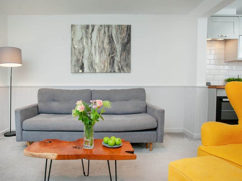 Living room | Salty Dog - Sunnybeach Holiday Apartments, Paignton