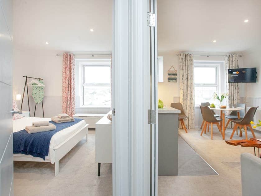 Interior | Shells Shore - Sunnybeach Holiday Apartments, Paignton