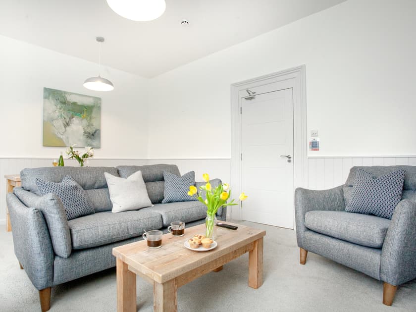 Living area | Seagulls Rest - Sunnybeach Holiday Apartments, Paignton