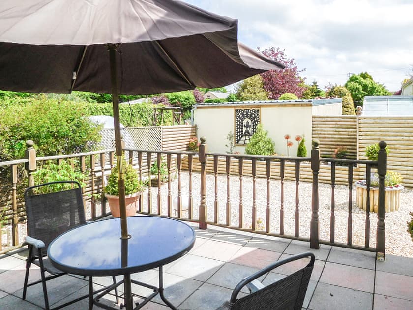 Sitting-out-area | Little Coombe, Okehampton