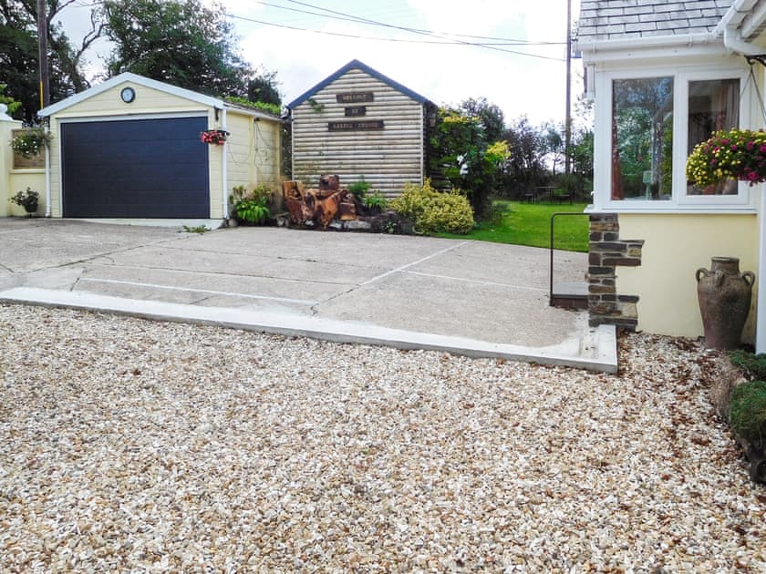 Driveway | Little Coombe, Okehampton