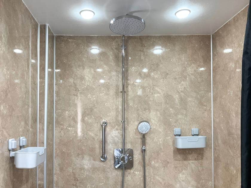Shower room | Thistle Dubh, Drumnadrochit