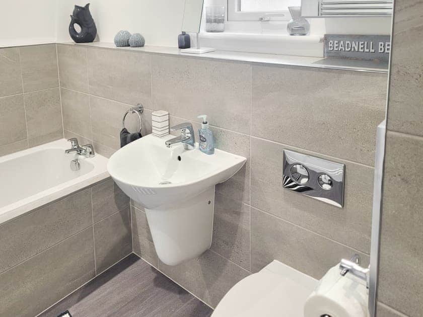 Bathroom | Dune View, Beadnell, near Alnwick