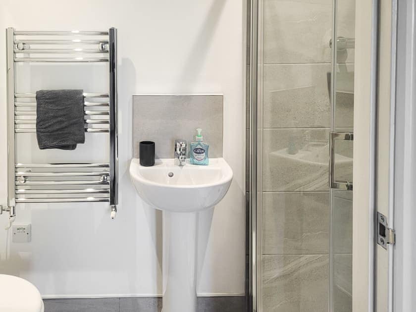 Shower room | Dune View, Beadnell, near Alnwick