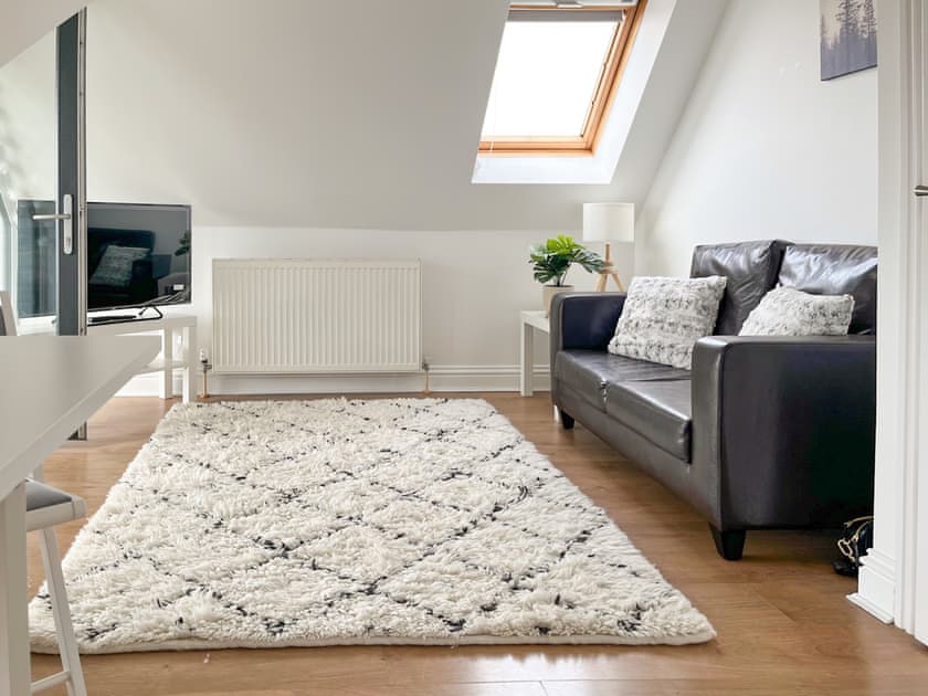 Coast View Apartments Panorama Apartment 3 (ref UK40627) in