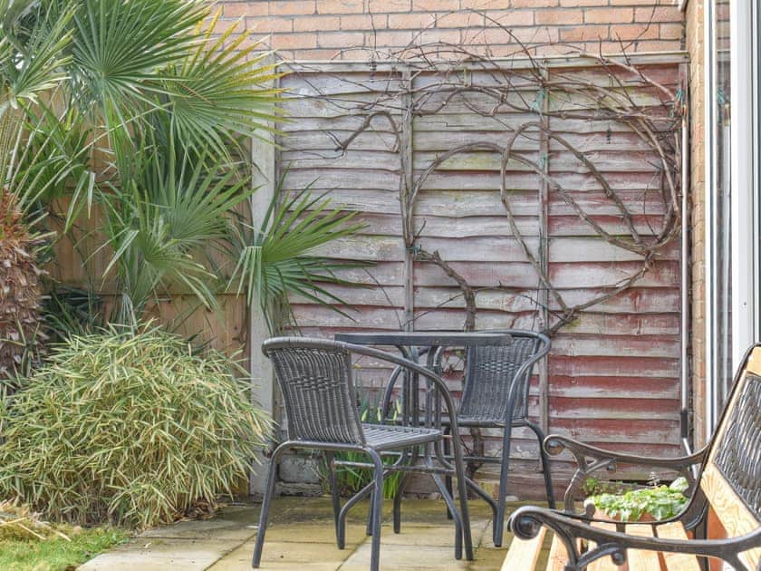 Outdoor area | Cranleigh, Pakefield