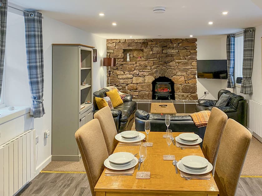 Dining Area | Otterburn 1, Gairloch