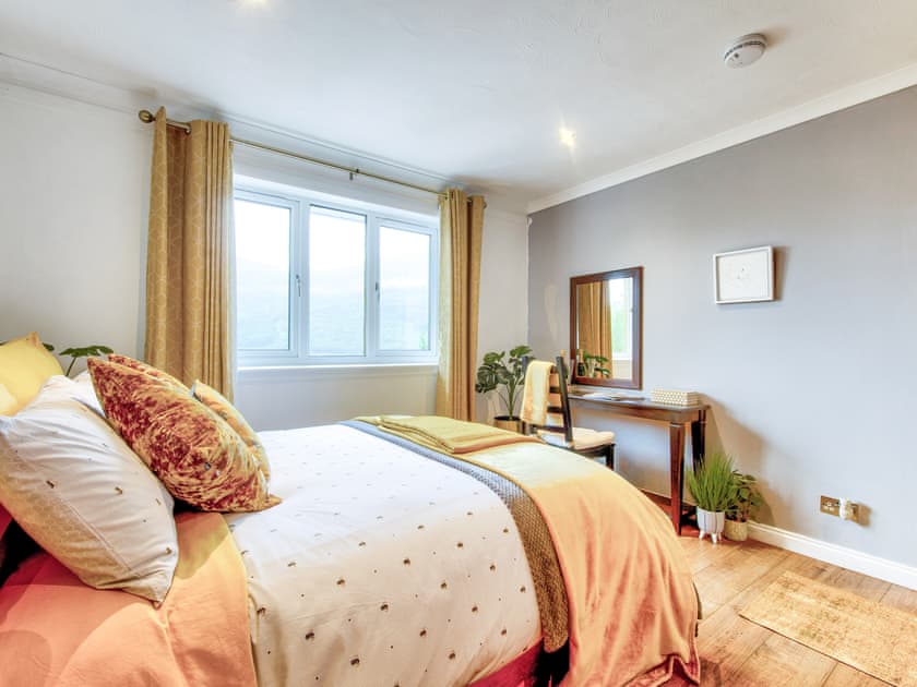 Double bedroom | Braemor, Arrochar, near Inveraray