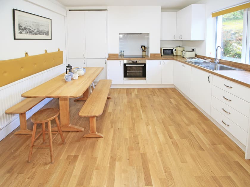 Kitchen, Ground Floor - no sea views from this room  | Sea View House, Borth Y Guest, near Porthmadog