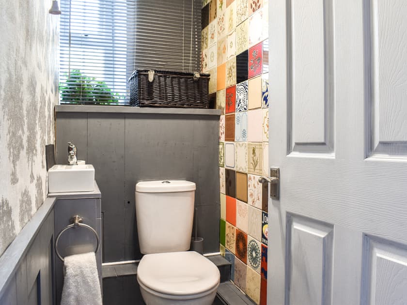 Bathroom | Squirrels Nest, Littleham, near Bideford
