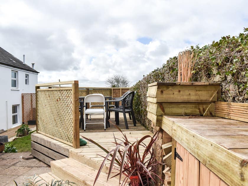Decking | Squirrels Nest, Littleham, near Bideford