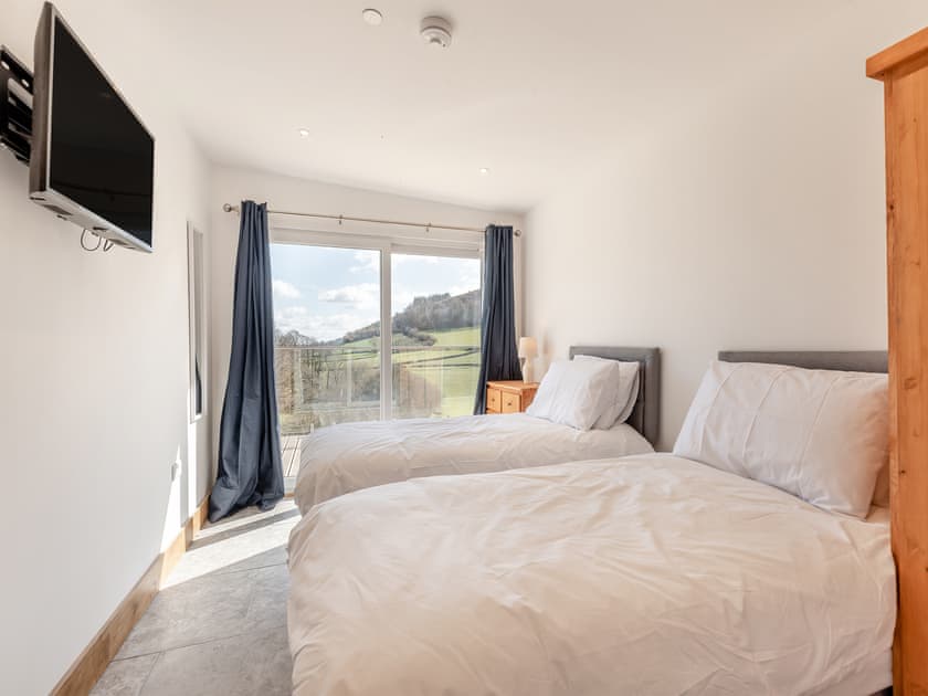 Twin bedroom | Larchwood Lodge - Acre Luxury Lodges, Stanner, near Kington