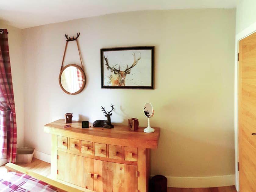 Double bedroom | Fishponds Cottage, Perth