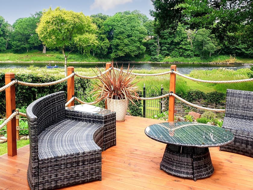 Decking | Fishponds Cottage, Perth