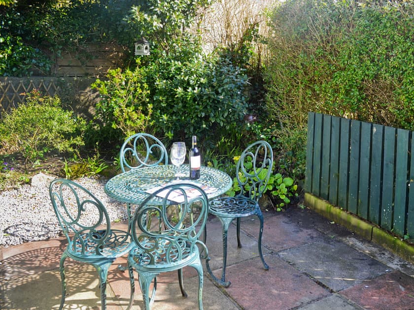 Sitting-out-area | Chy-Vean, Madron, near Penzance