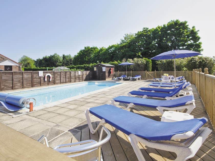 Swimming pool | Rafters Barn - Thorpland Manor Barns, Runcton Holme