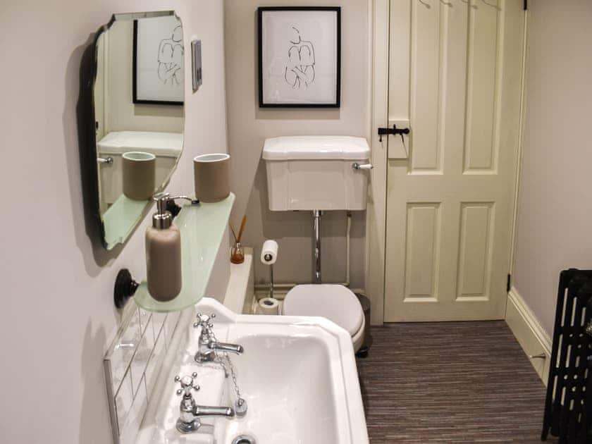 Bathroom | Woodpecker Cottage, Bretton, near Holmfirth