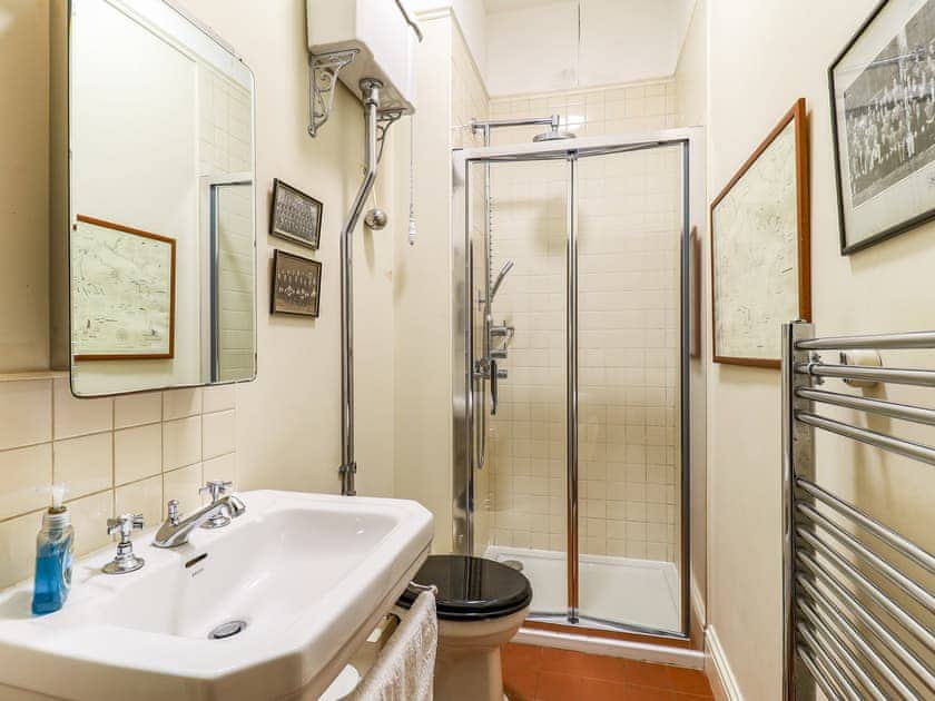 Shower room | Downedge, Brading, near Sandown