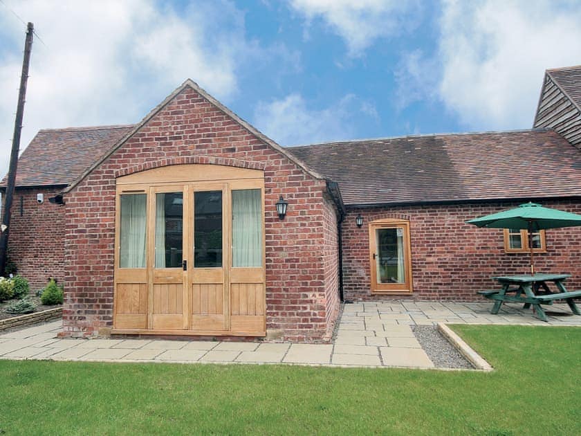 Exterior | Shippon Cottage - Plealey Country Cottages, Plealey, Shrewsbury